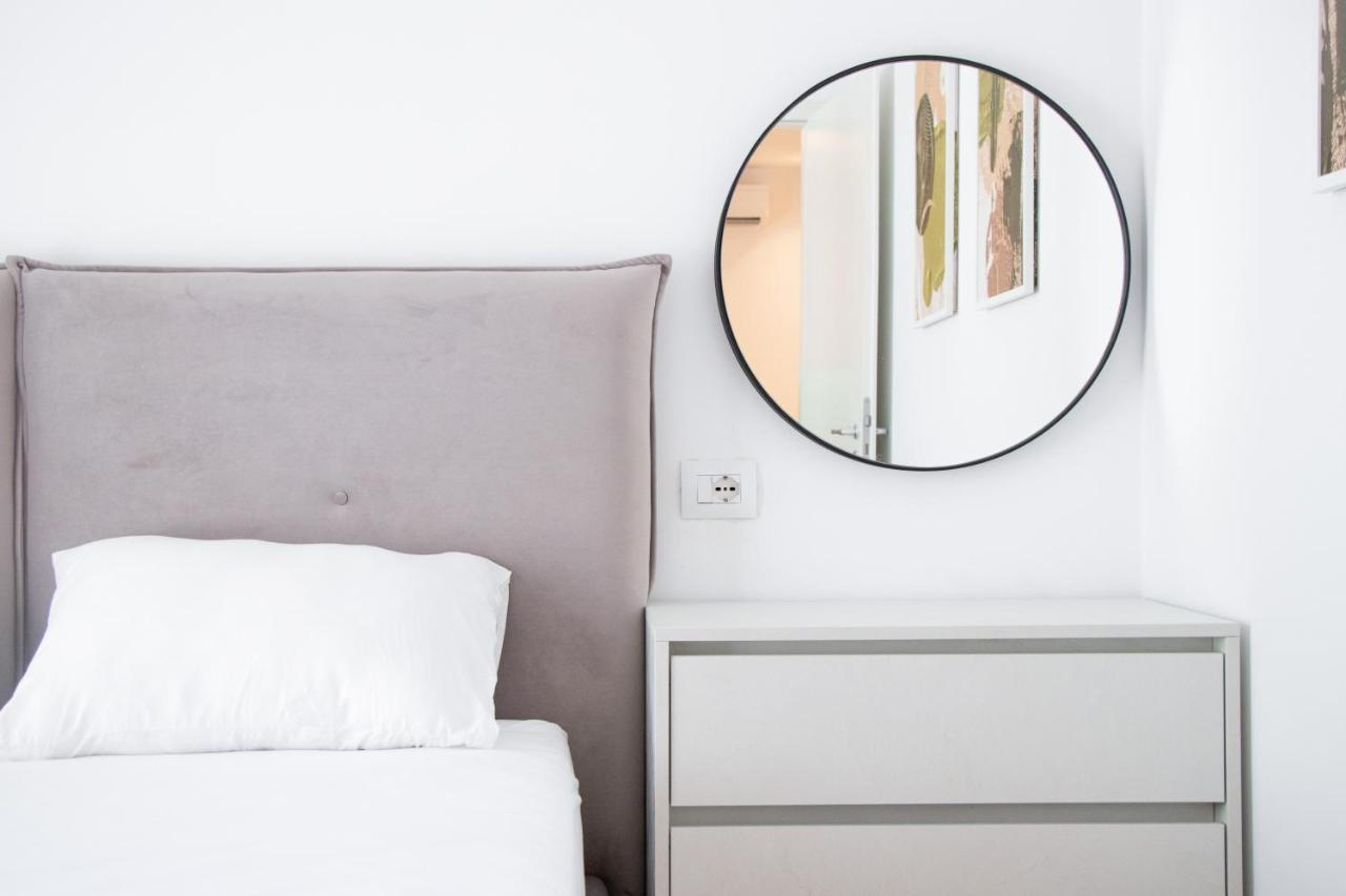 Bed and Breakfast Luxury Rooftop 23 Тирана Экстерьер фото