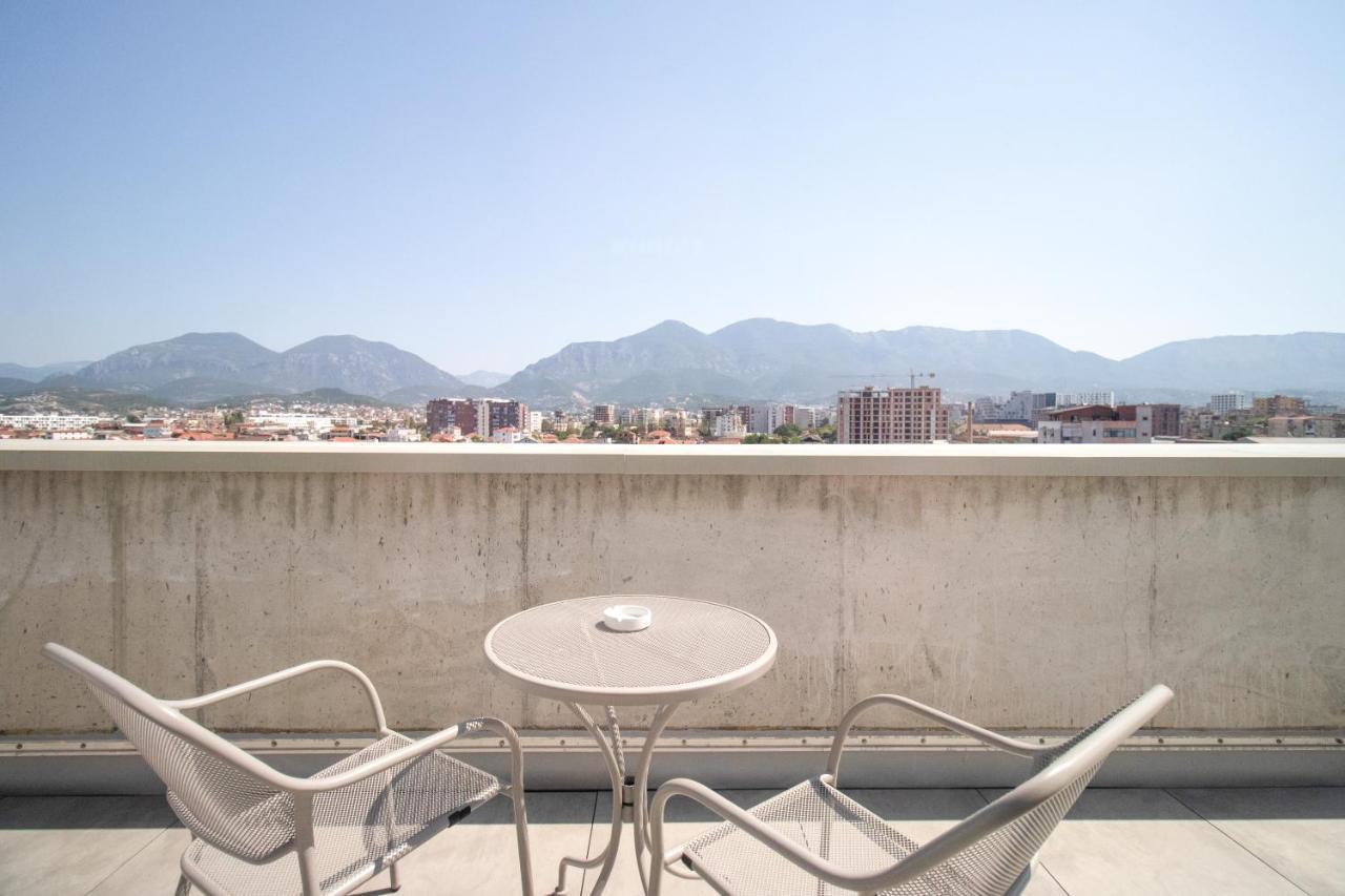 Bed and Breakfast Luxury Rooftop 23 Тирана Экстерьер фото